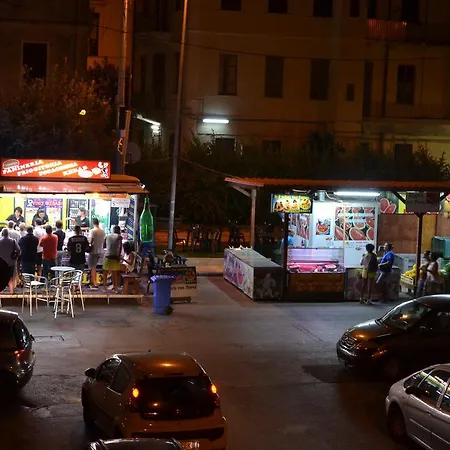 Casa Tua A Due Passi Da Ortigia! Hébergement de vacances Syracuse