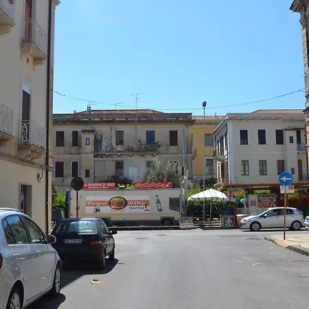 Casa Tua A Due Passi Da Ortigia!